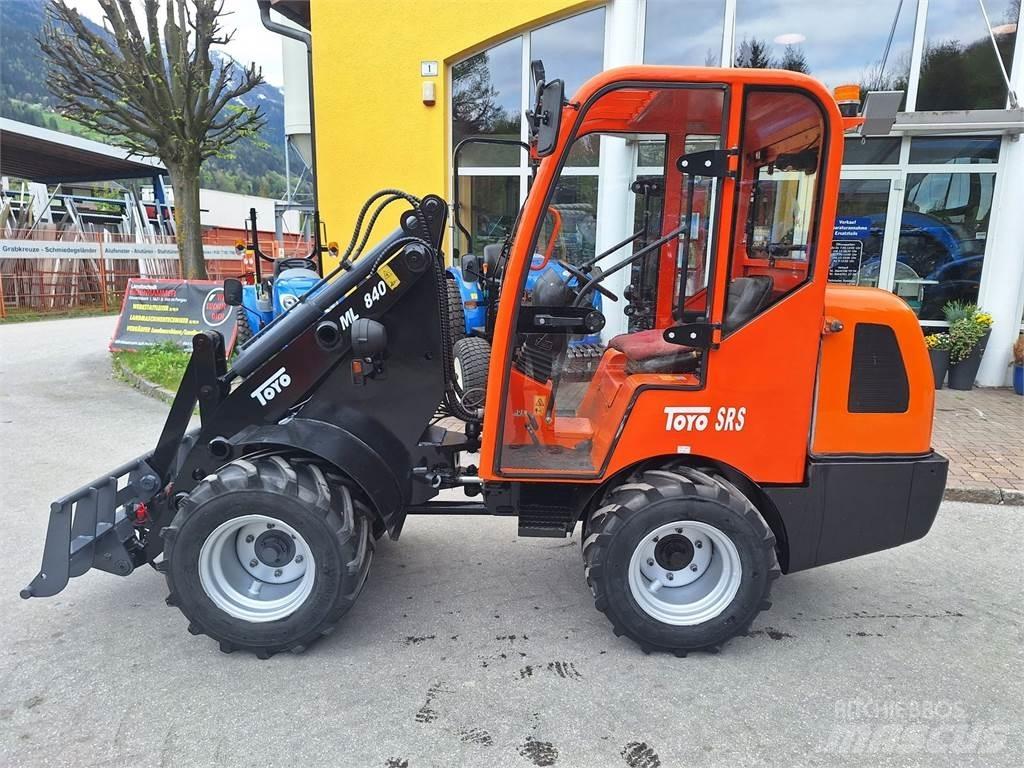 Toyo 840 Челни товарачи и багери