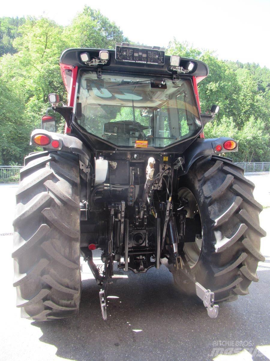 Valtra N 141 Трактори