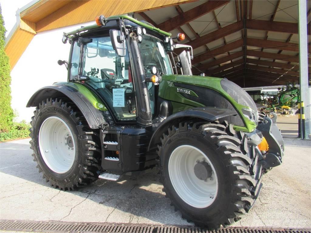 Valtra N175 Трактори