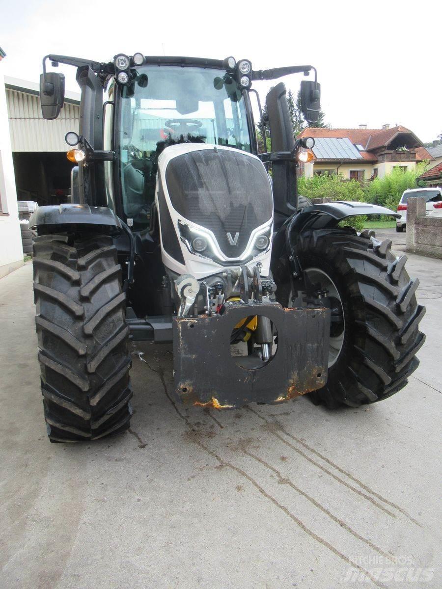 Valtra N175 Active Трактори