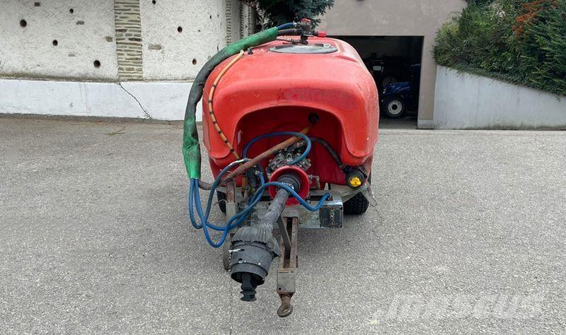 Vogel & Noot 800 L Прикачни пръскачки

