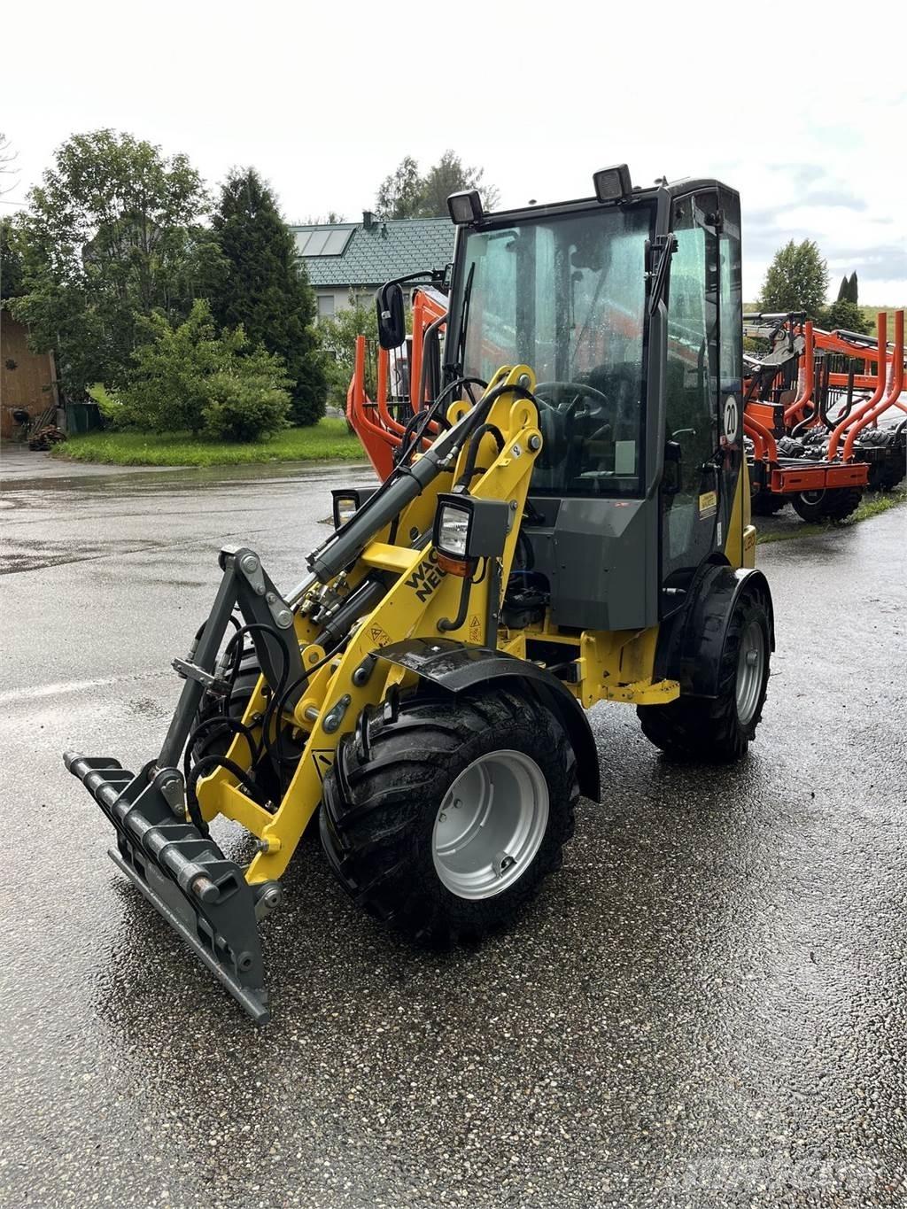 Wacker Neuson WL 20 Челни товарачи и багери