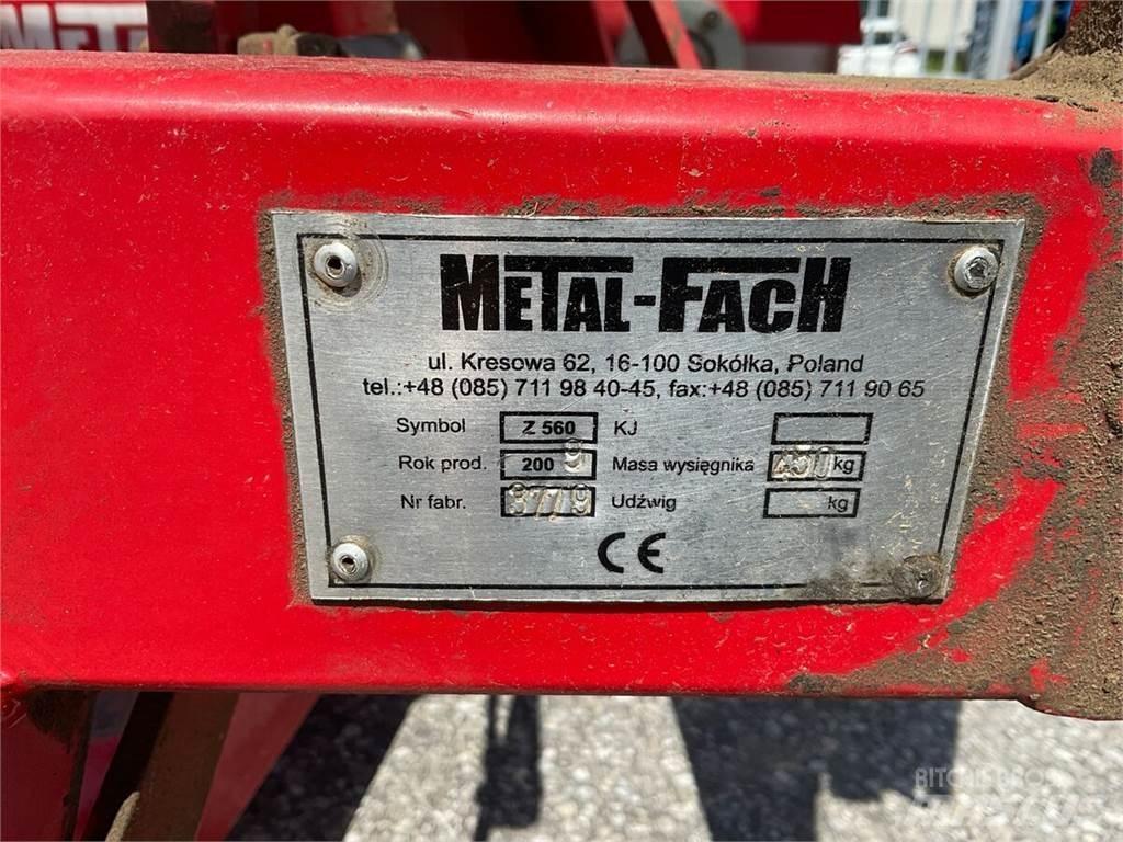  Z 560 Друга техника за жънене на фураж