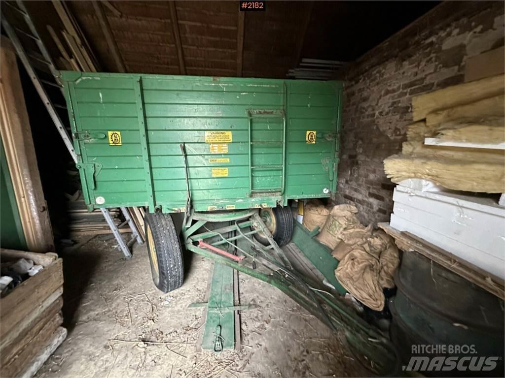 SLMA 722 Ремаркета за зърно / силаж
