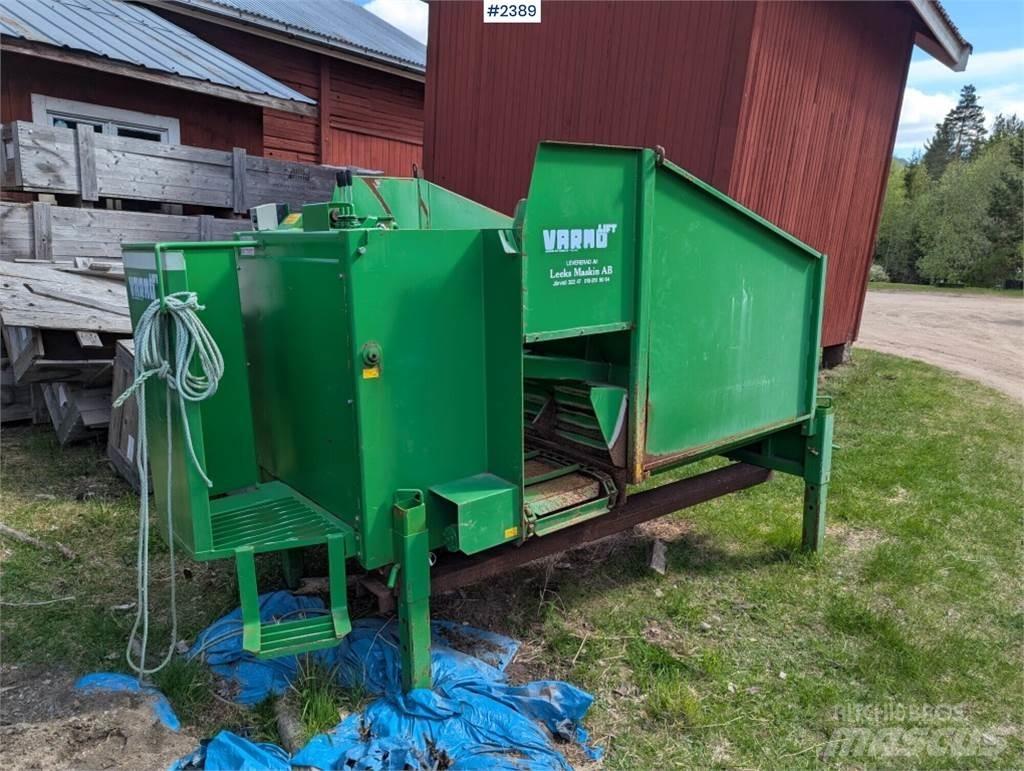 Varmo Lift PPNL Друга техника за жънене на фураж