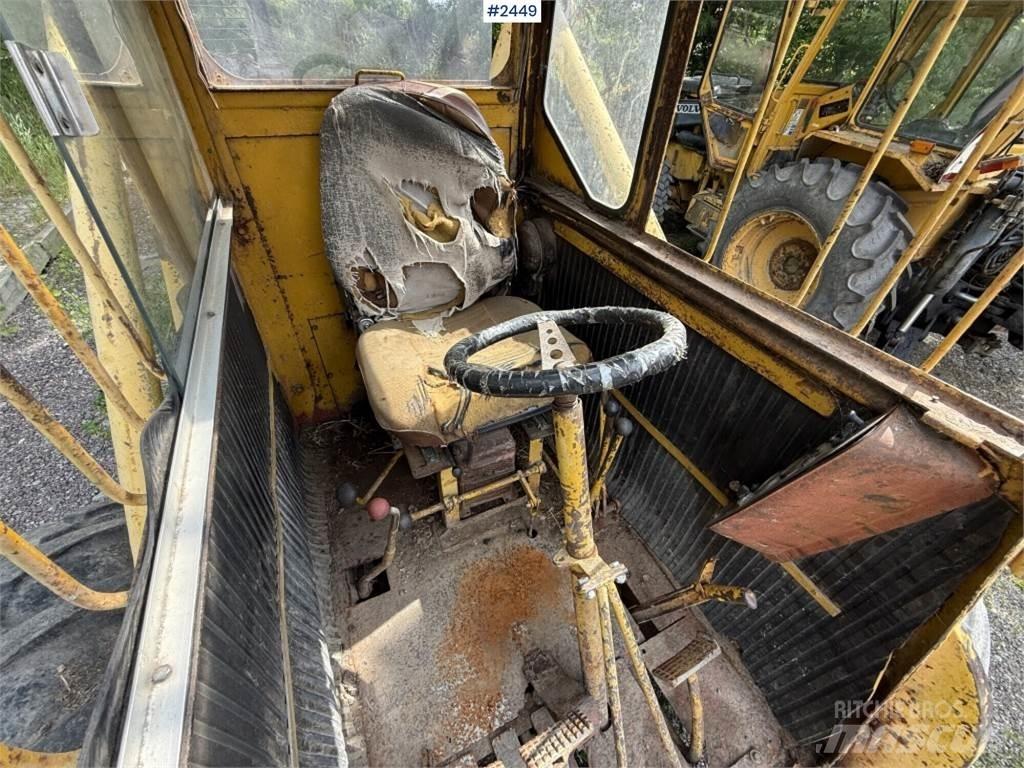 Volvo BM LM 218 Трактори