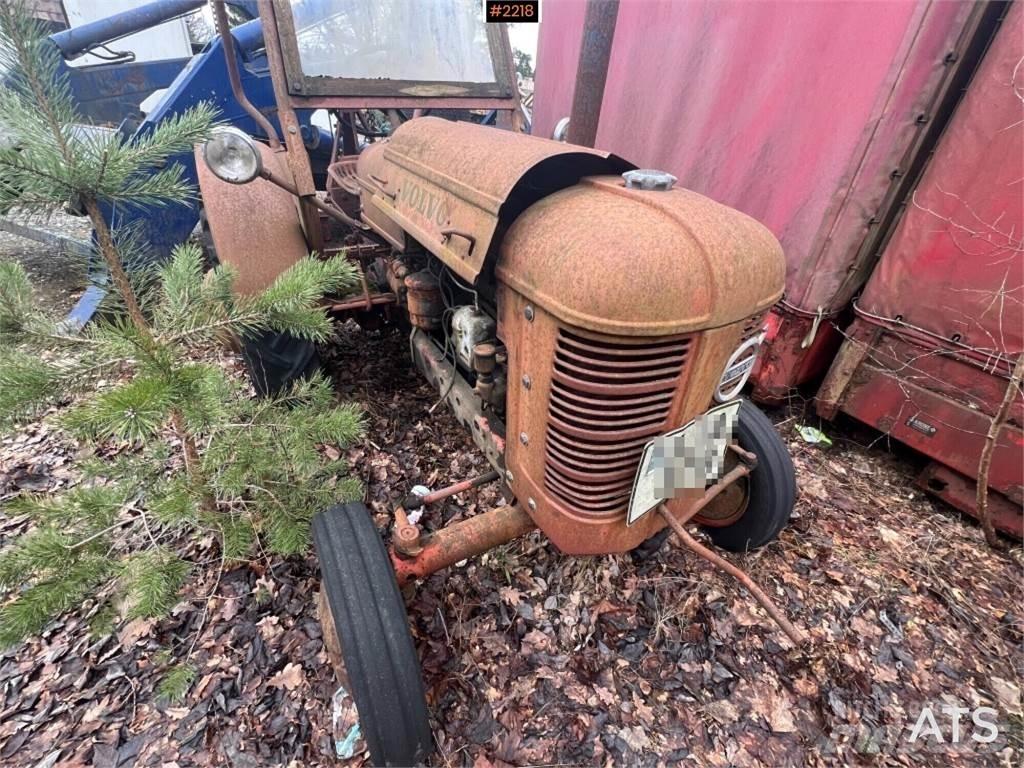 Volvo BM T22 Трактори