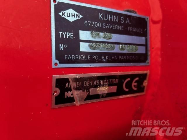 Kuhn TBE242 Косачки