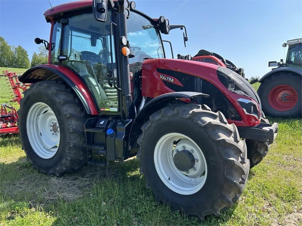 Valtra 115MH4 Трактори