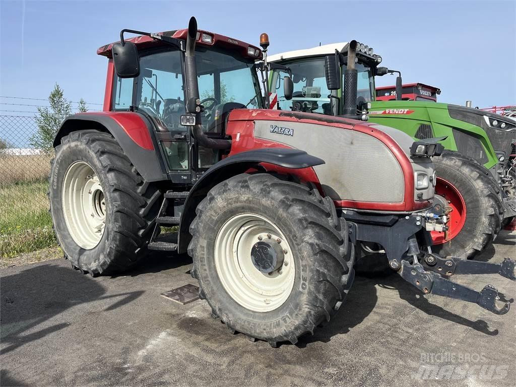 Valtra 190 Трактори