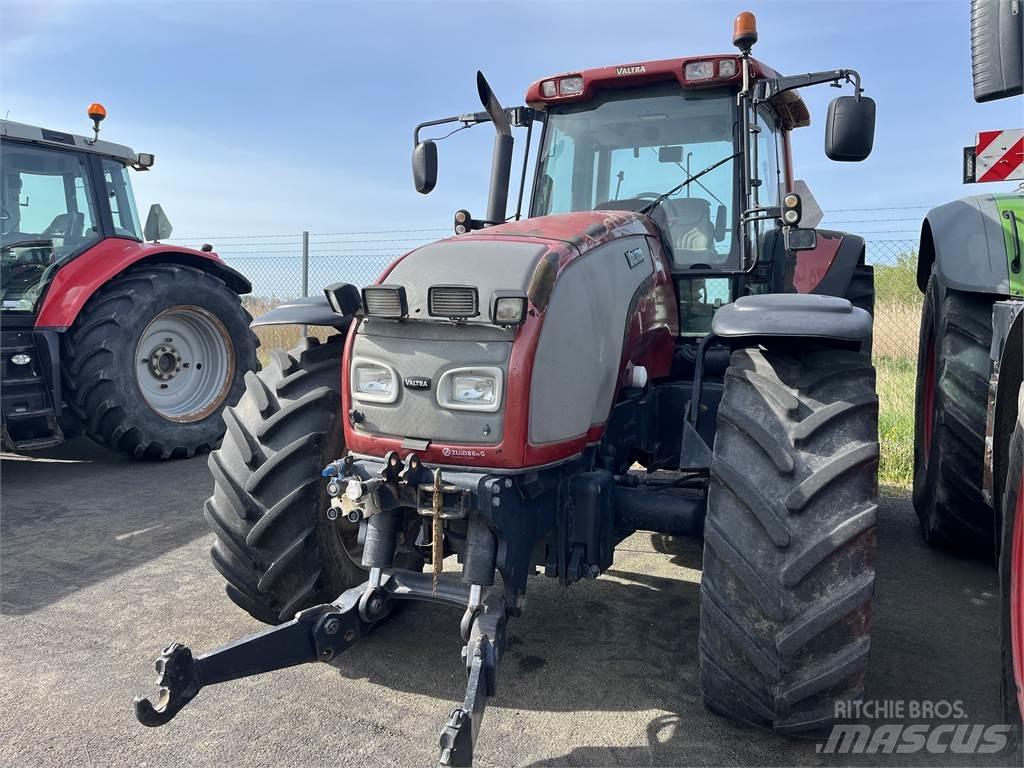 Valtra 190 Трактори