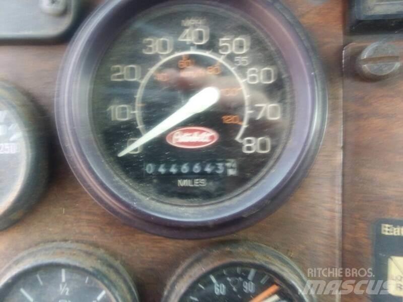 Peterbilt 377 Шаси кабини