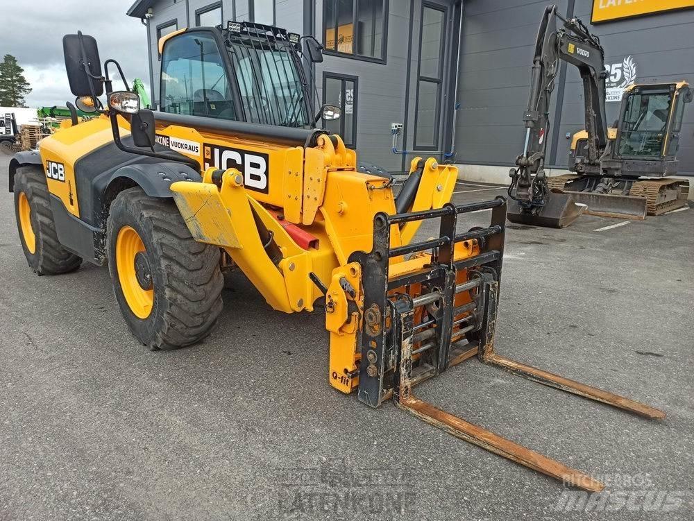 JCB 535-125 kurottaja Телескопични товарачи