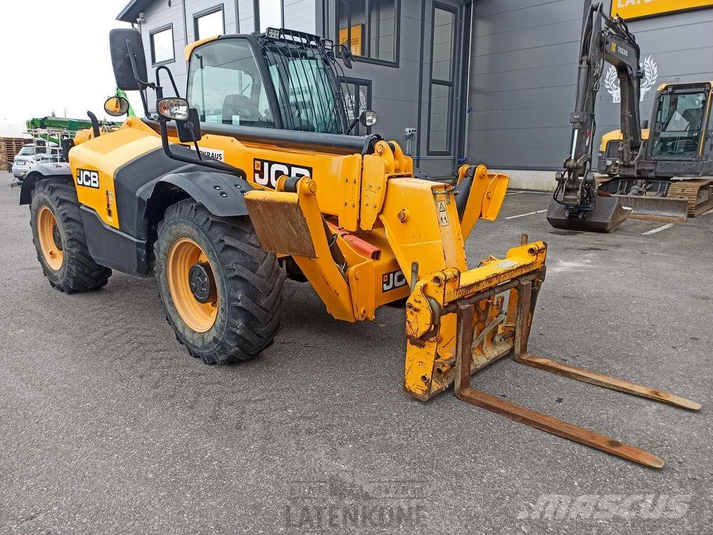 JCB 535-125 kurottaja Телескопични товарачи