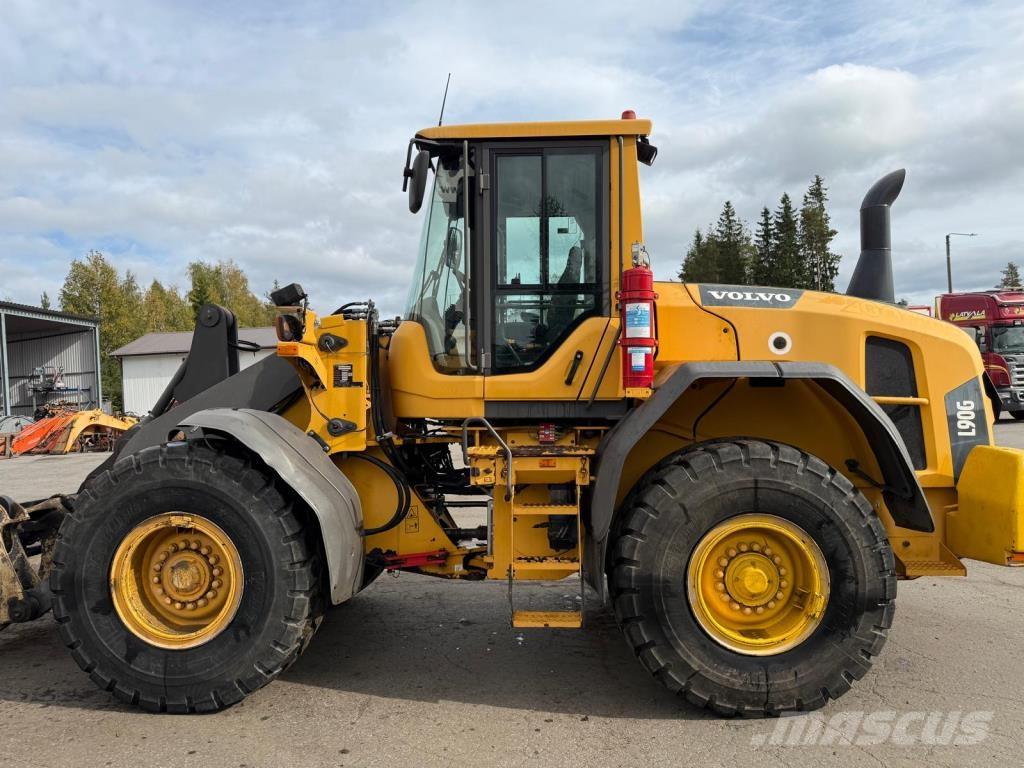 Volvo L90G Колесни товарачи