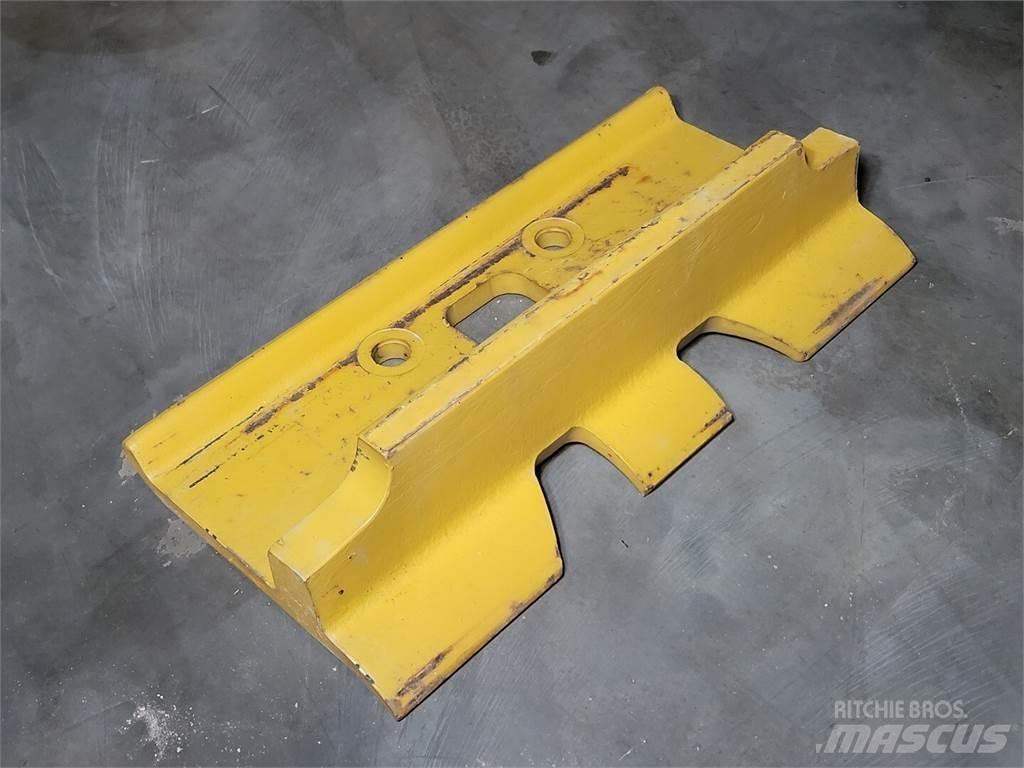 CAT 384-3019 Колесни булдозери
