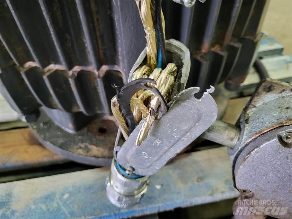  EMERSON 100BT03M Индустриални двигатели