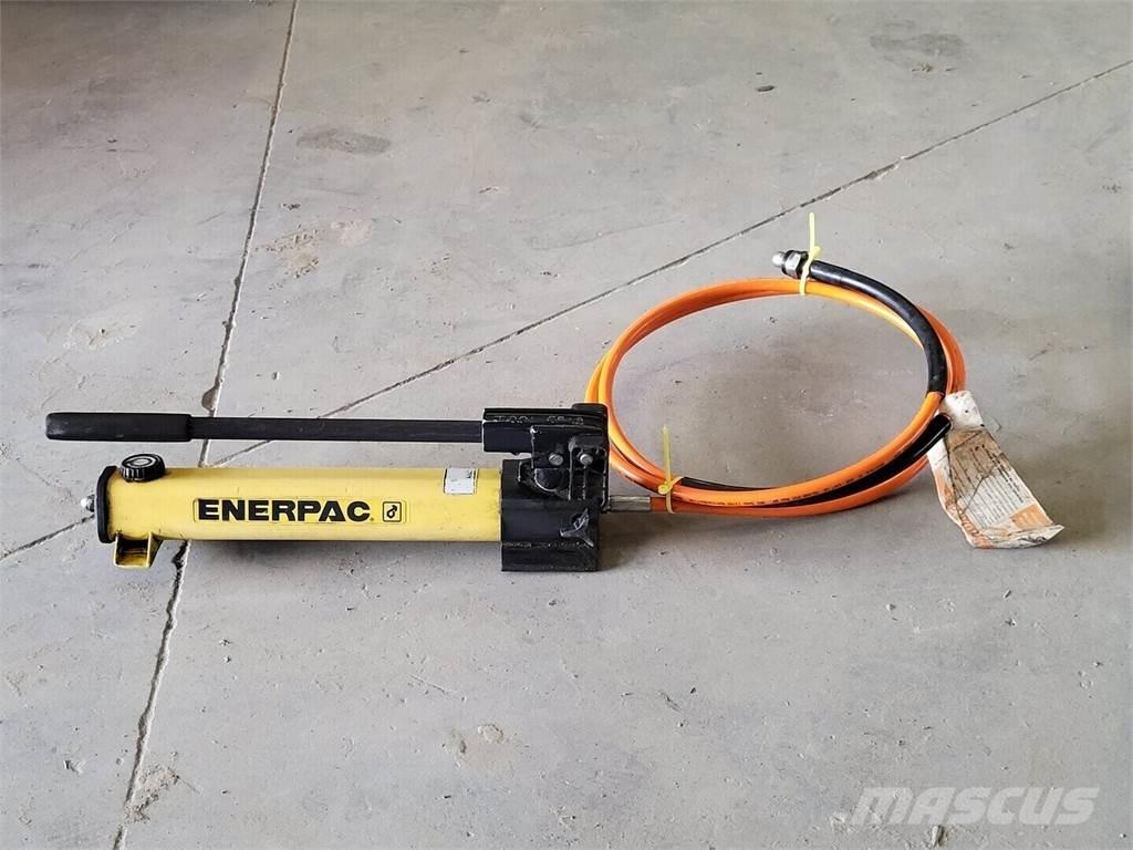  ENERPAC Водни помпи
