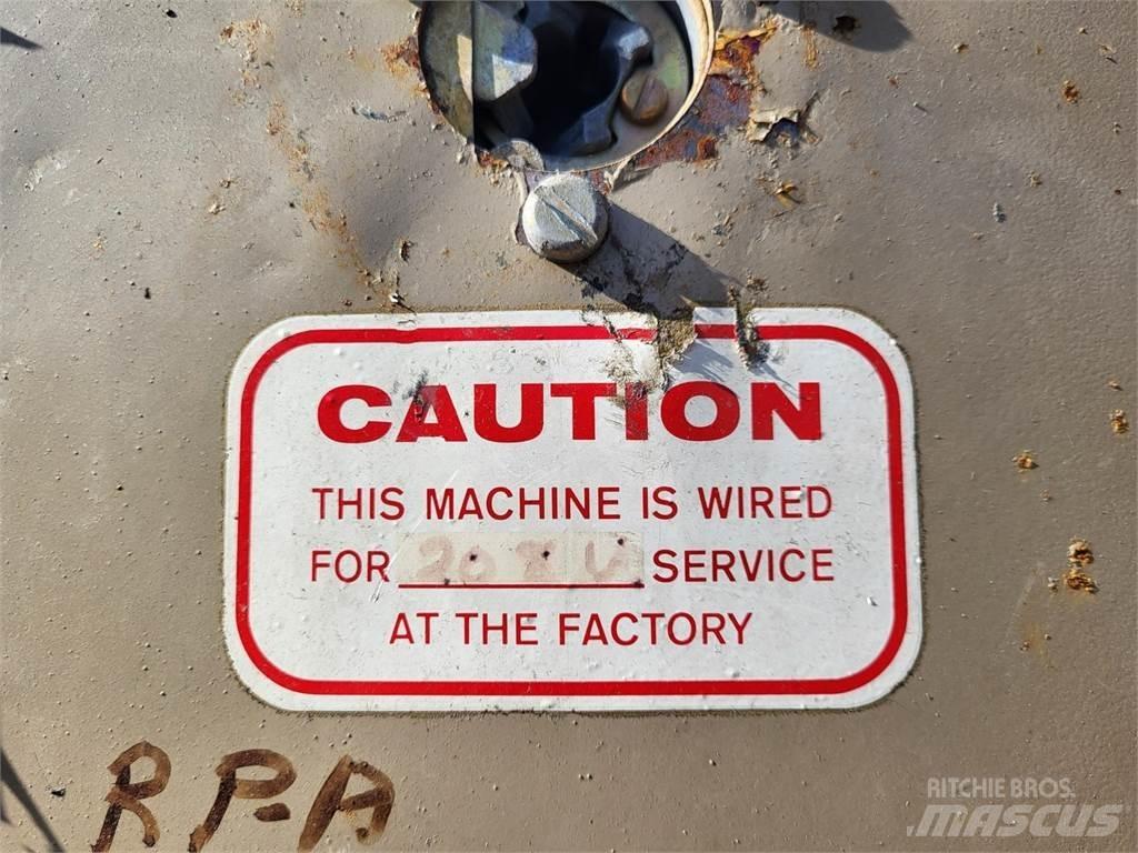 General HYDRAULICS Друга техника за жънене на фураж