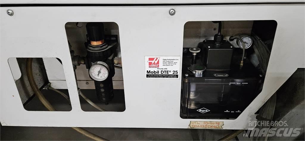 Haas VF-7/50 Строителство - Други