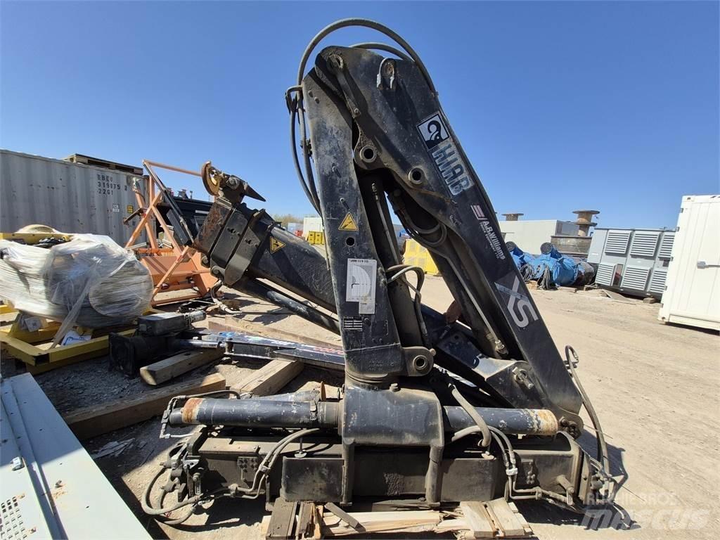 Hiab 122B-2-CL Части и оборудване за кранове
