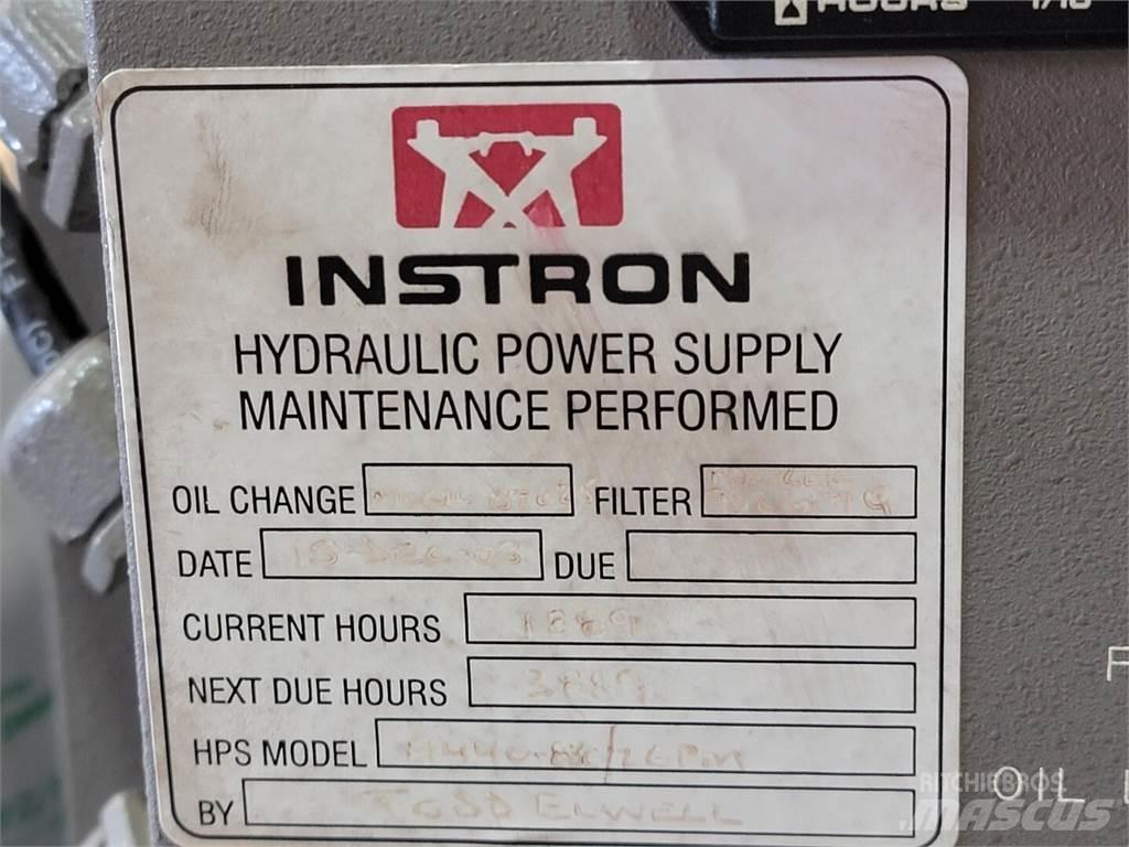  INSTRON A440 83C Водни помпи
