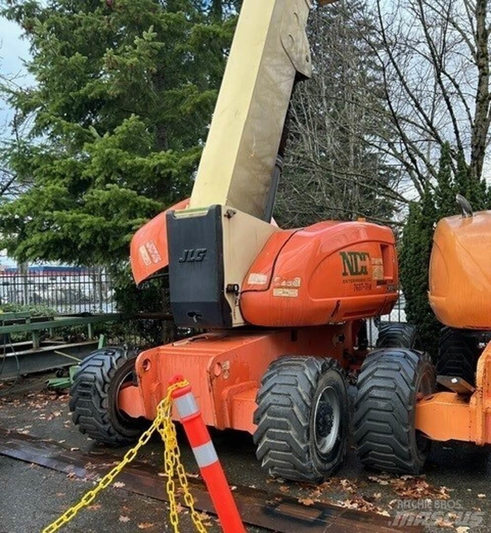 JLG 800AJ Съчленени стрелови подемници