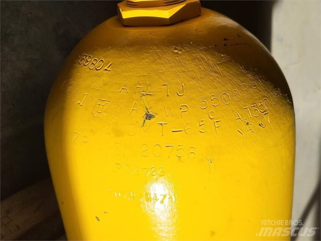 Komatsu PC2733 Дъмпери/моторни превозни средства
