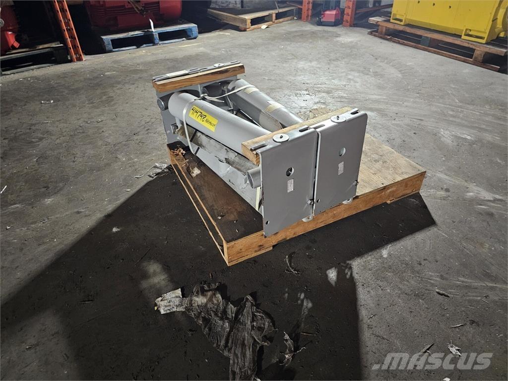 Link-Belt D3520-24 Други компоненти