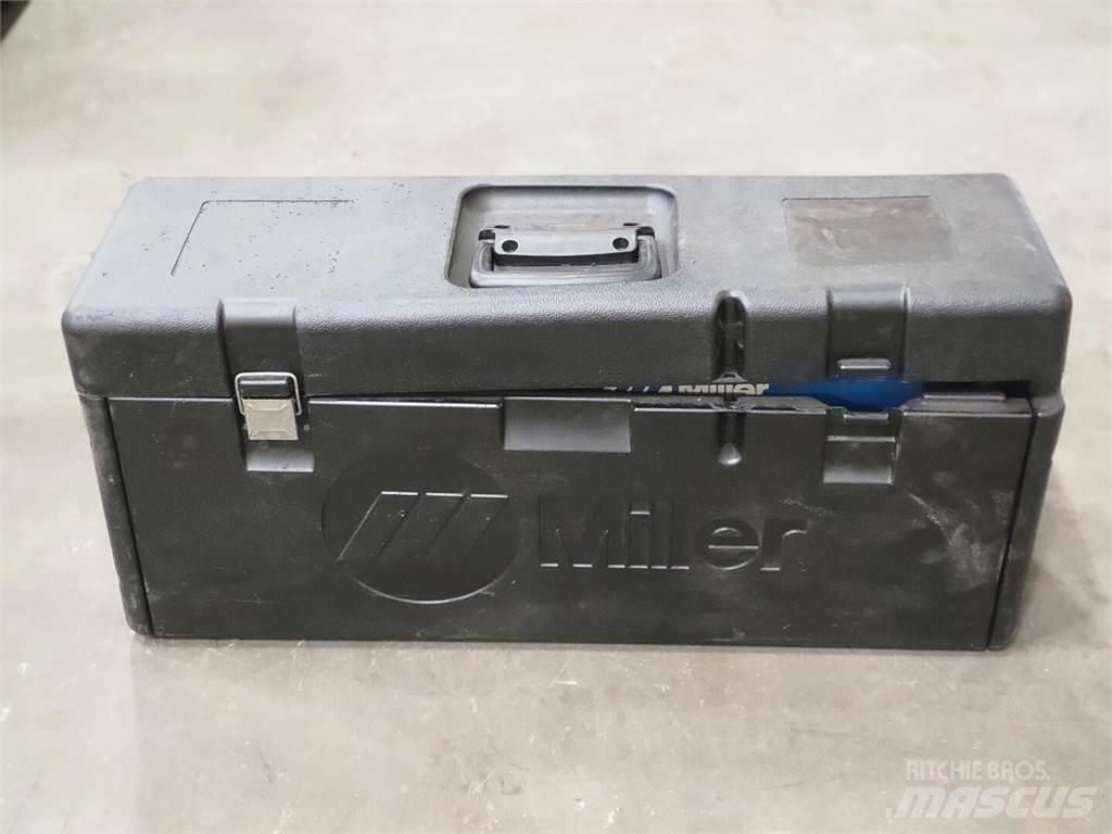 Miller 907531001 Заваряващи машини