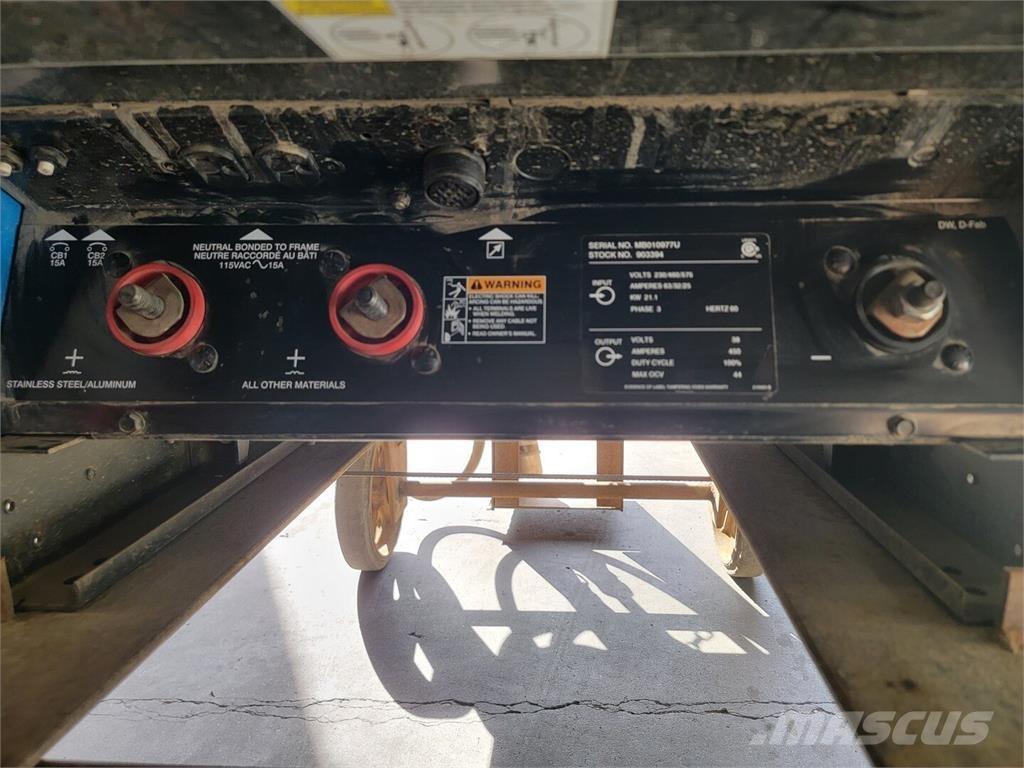 Miller Deltaweld 452 Заваряващи машини