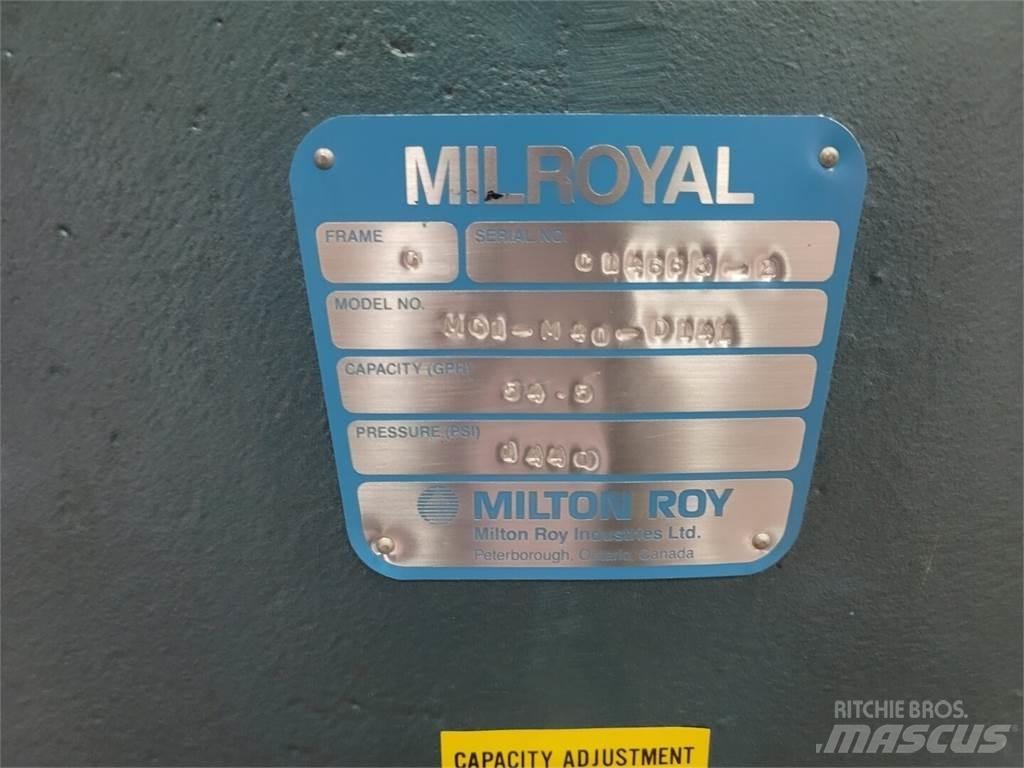  MILROYAL MC1-M40-D141 Водни помпи

