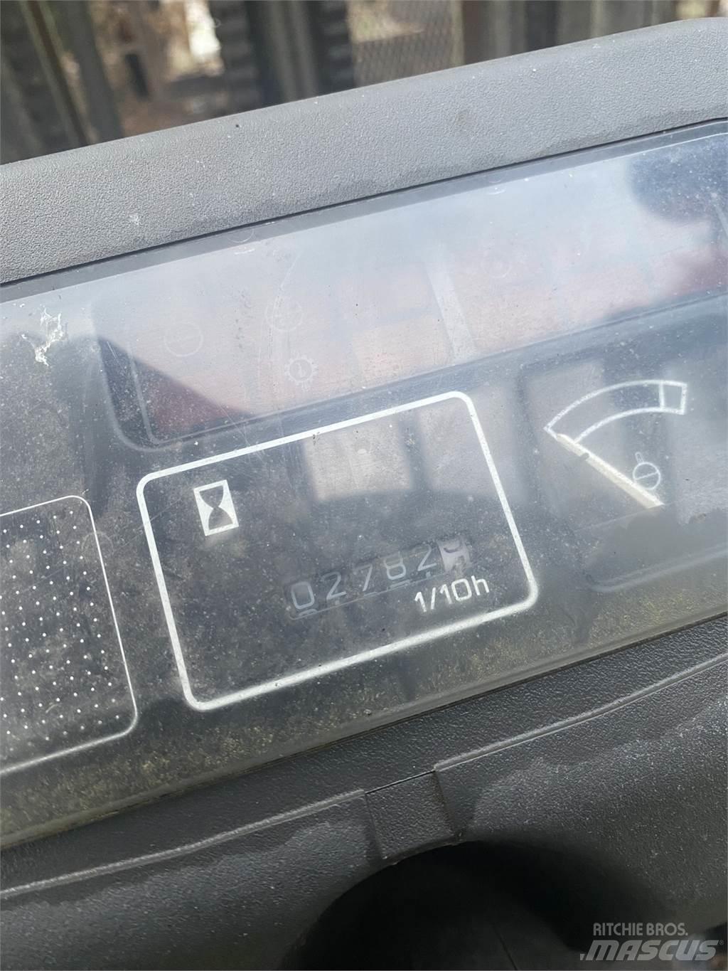 Nissan PJO2A25V Строителство - Други