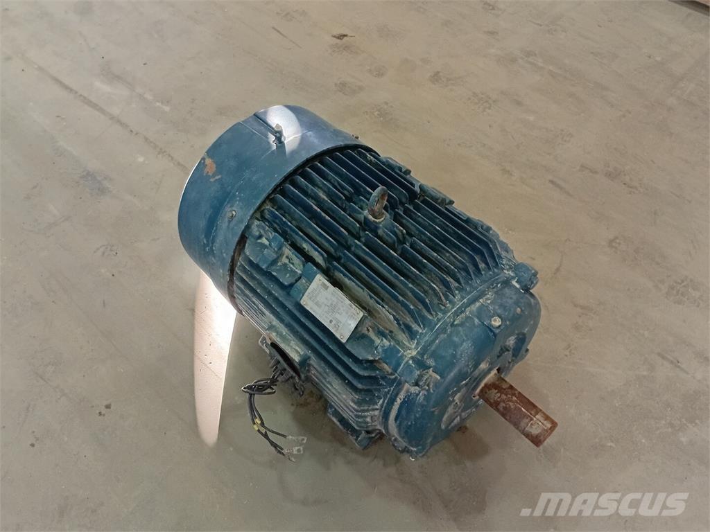 Siemens 1LA03244ES51 Индустриални двигатели