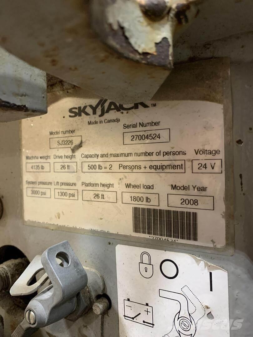 SkyJack SJIII 3226 Ножични работни платформи