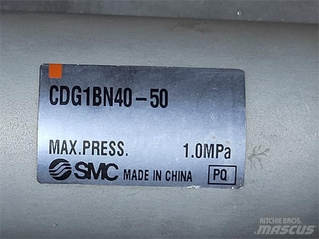 SMC CDG1BN40-50 Транспорт - Други