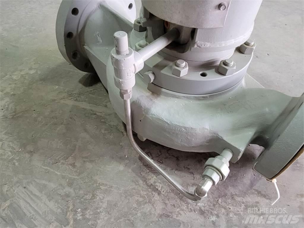 Textron CA6080B102 Водни помпи

