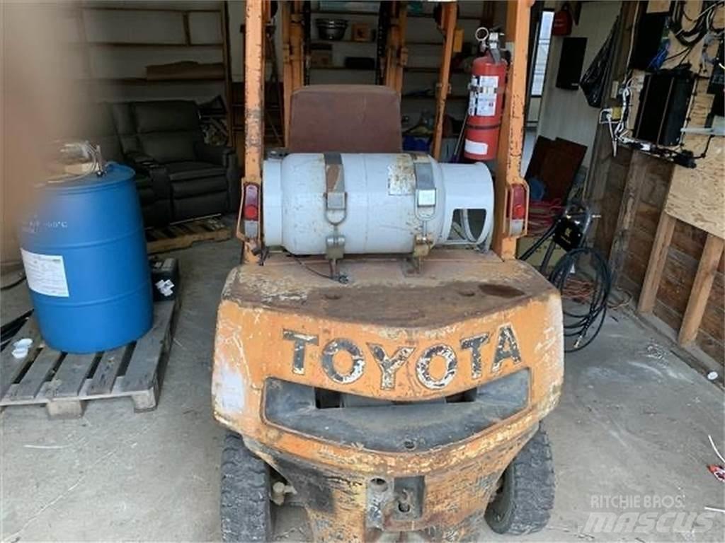 Toyota 4FGL20 Строителство - Други