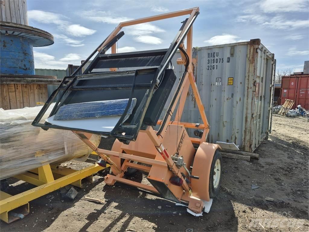 Ver-Mac SP-715 Комунални съоражения
