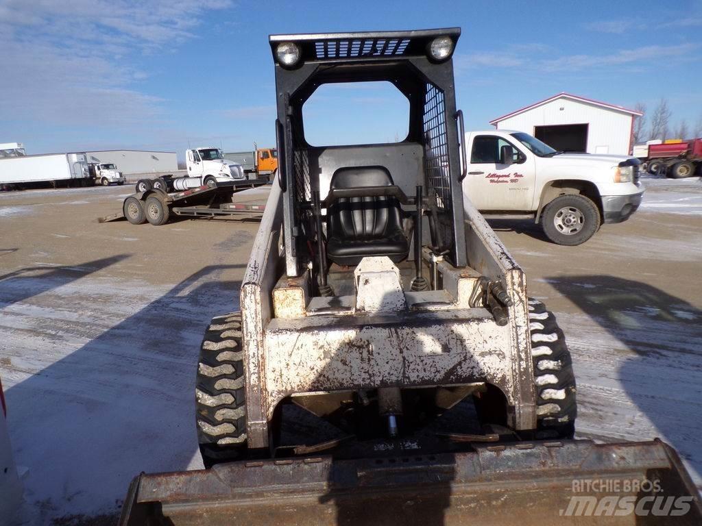 Bobcat 843B Мини товарачи
