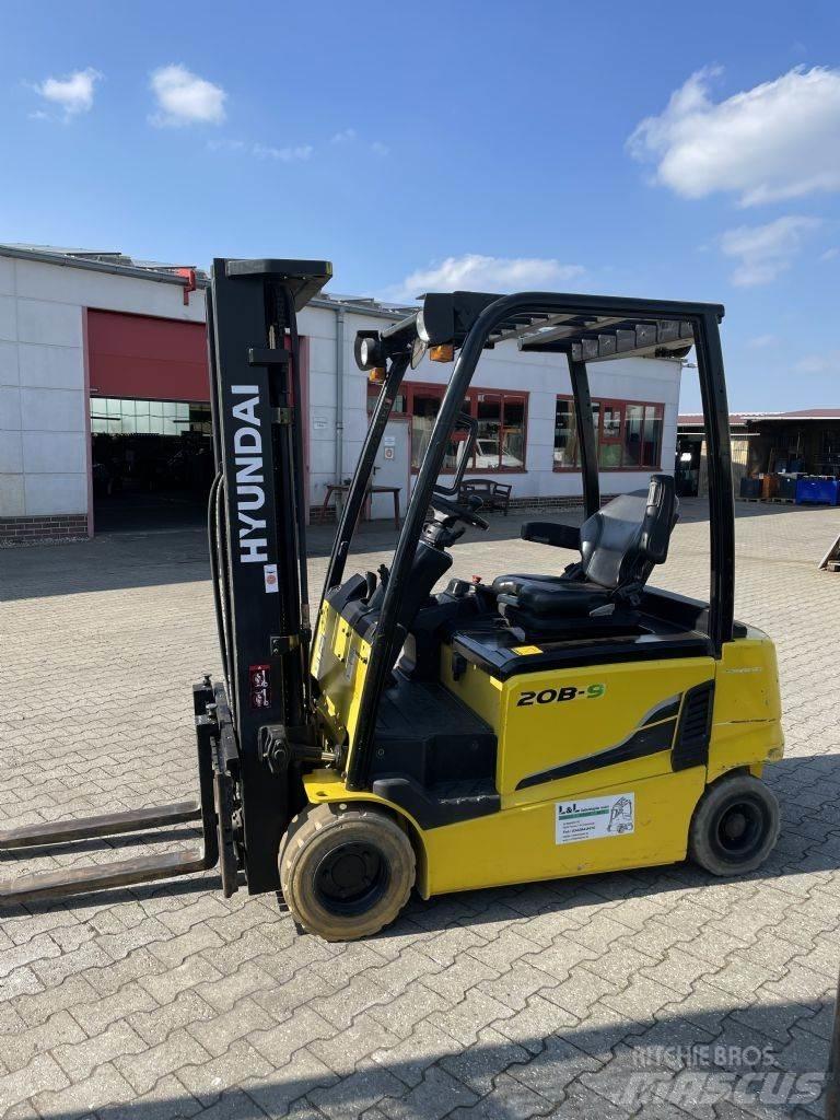 Hyundai 20 B - 9 Електрически вилични кари-повдигачи