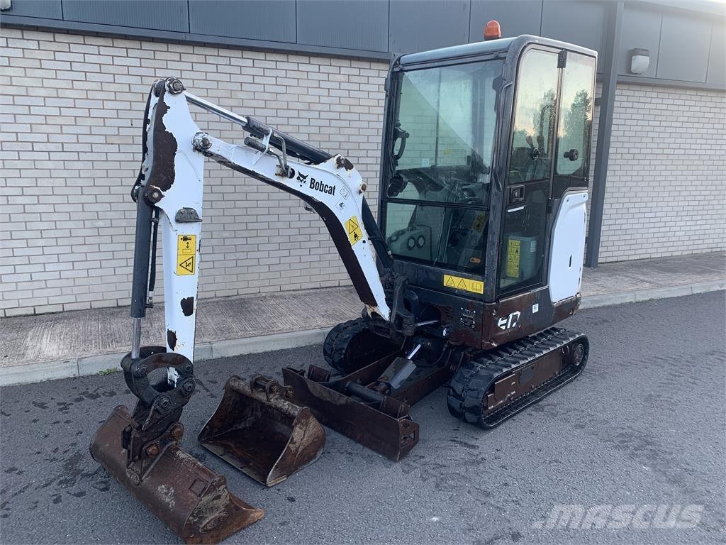 Bobcat E17 Верижен екскаватор