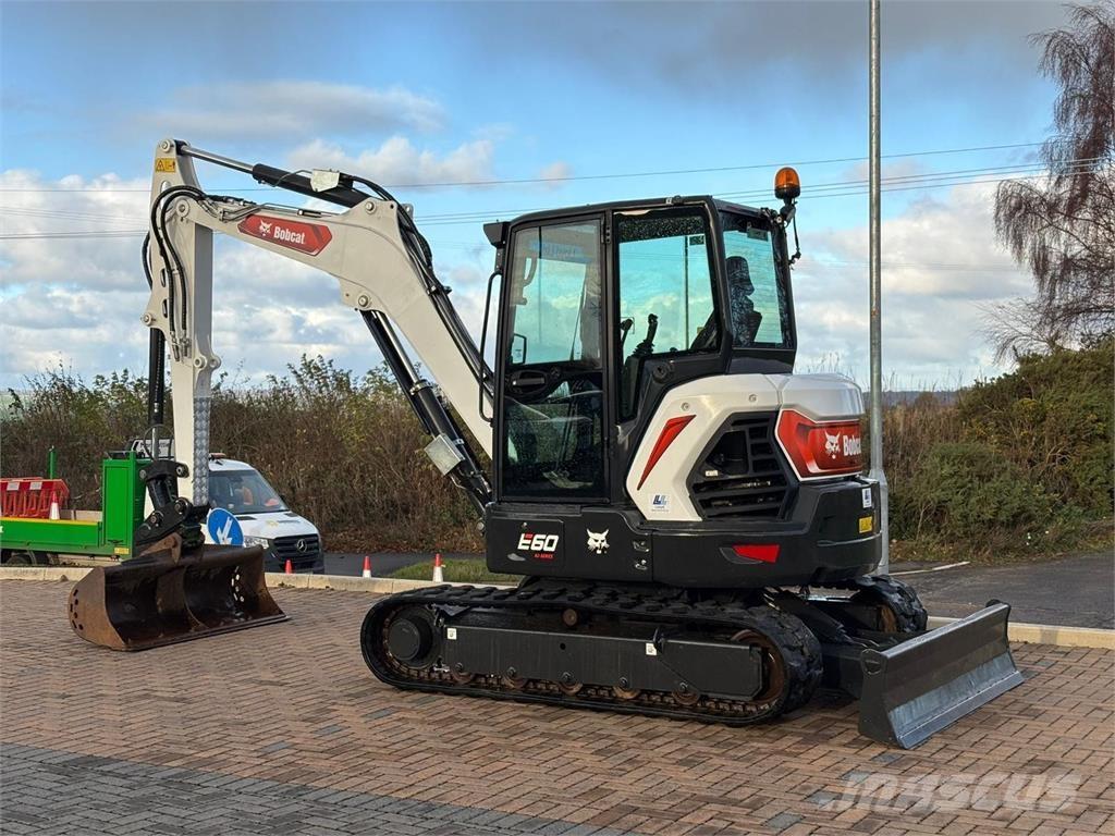 Bobcat E60 Верижен екскаватор