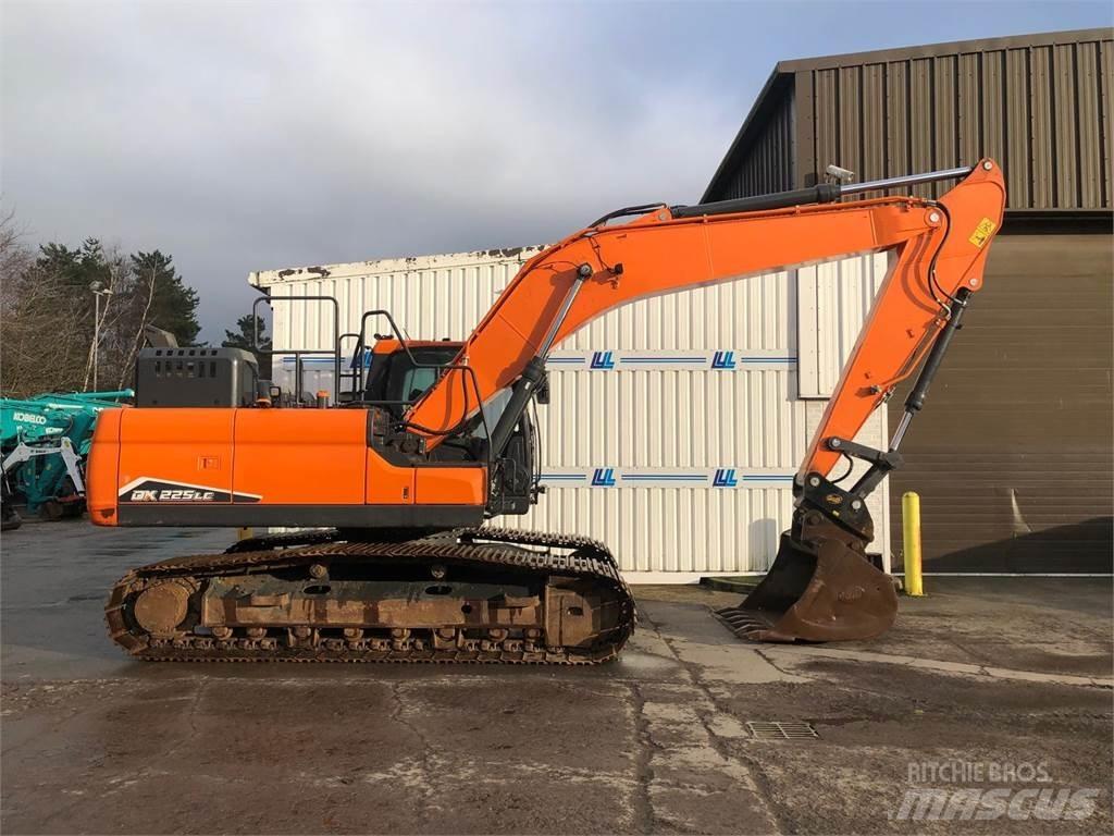 Develon Dx225lc-7 Верижен екскаватор