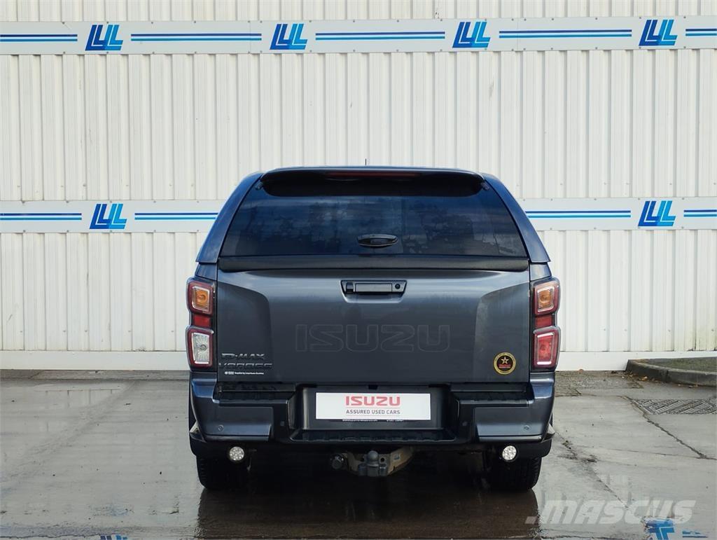 Isuzu Vcross Пикапи