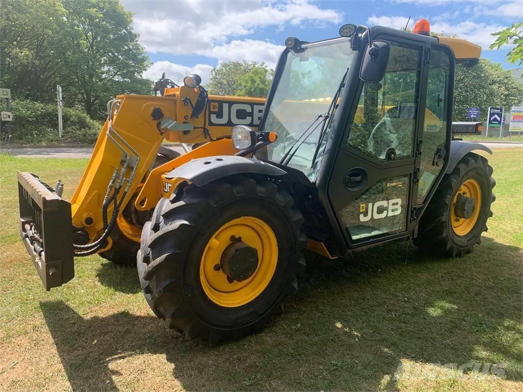 JCB 527-58 Телескопични товарачи