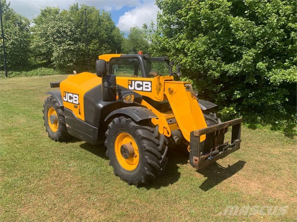JCB 527-58 Телескопични товарачи