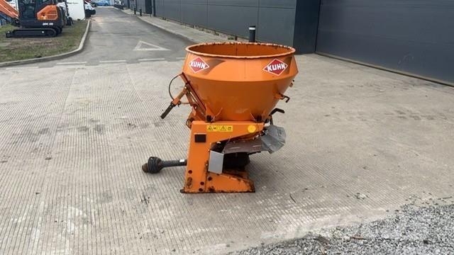 Kuhn Spreader Минерални приспособления за разширяване на струята