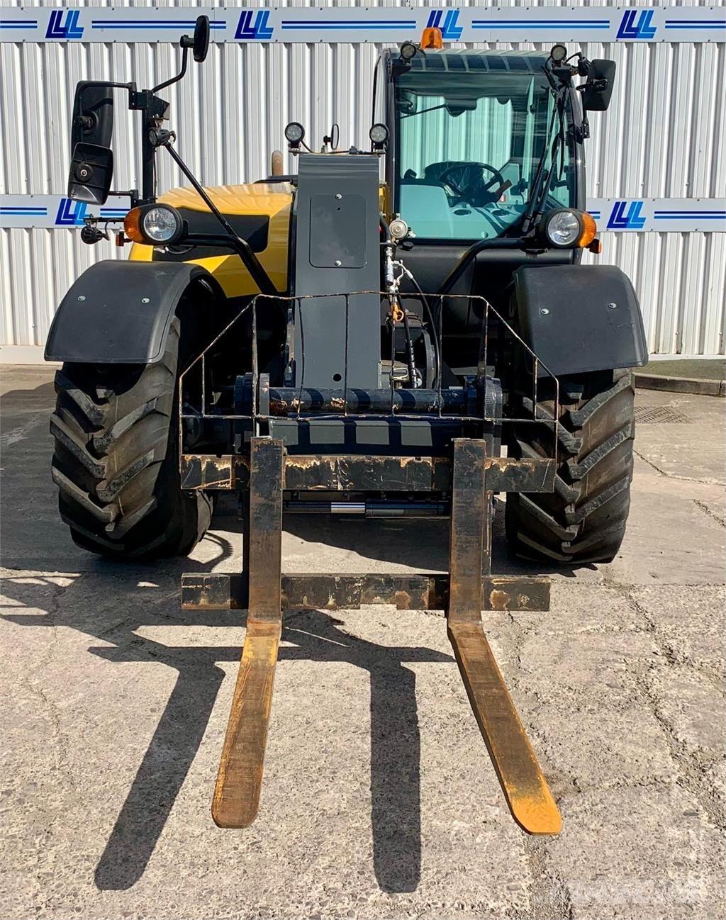 New Holland TH7.37 Телескопични товарачи