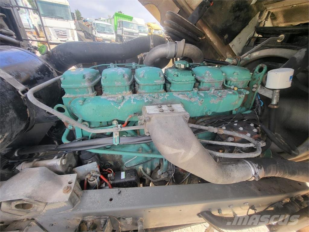 Volvo F10 Самосвал